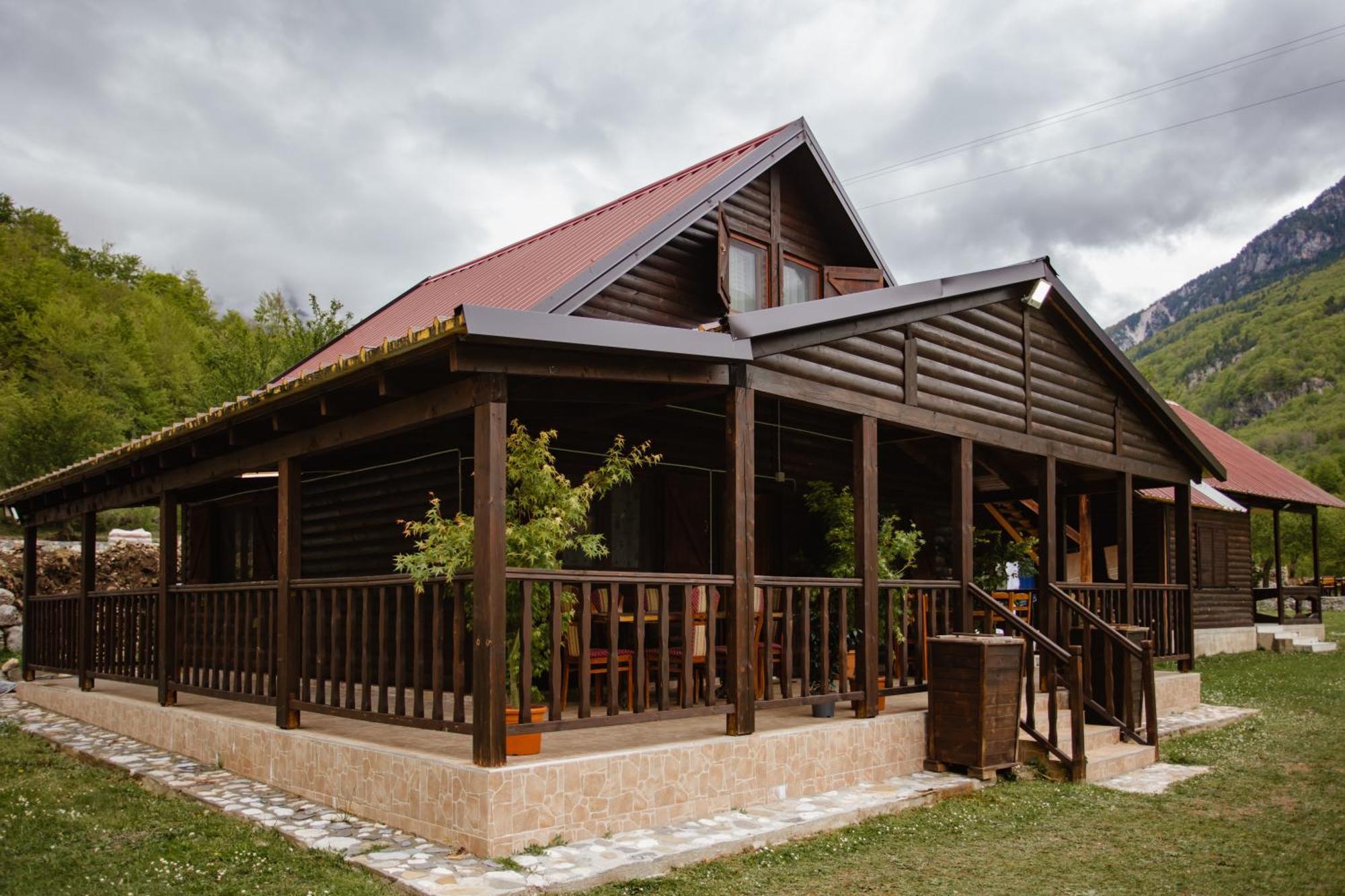 Shpija Ujevara E Vogel Theth Exterior photo